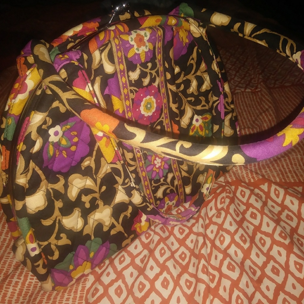 Handbag - Picture 5 of 8